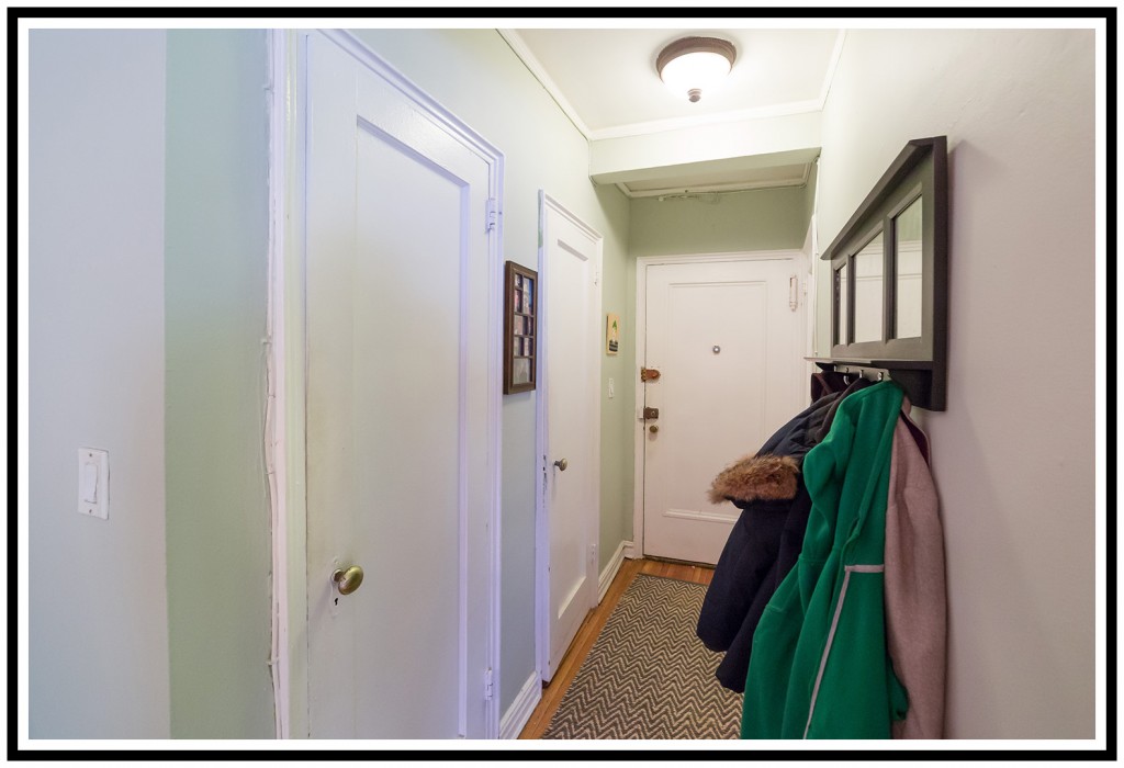 Coop in Kew Gardens • Sold by Bart