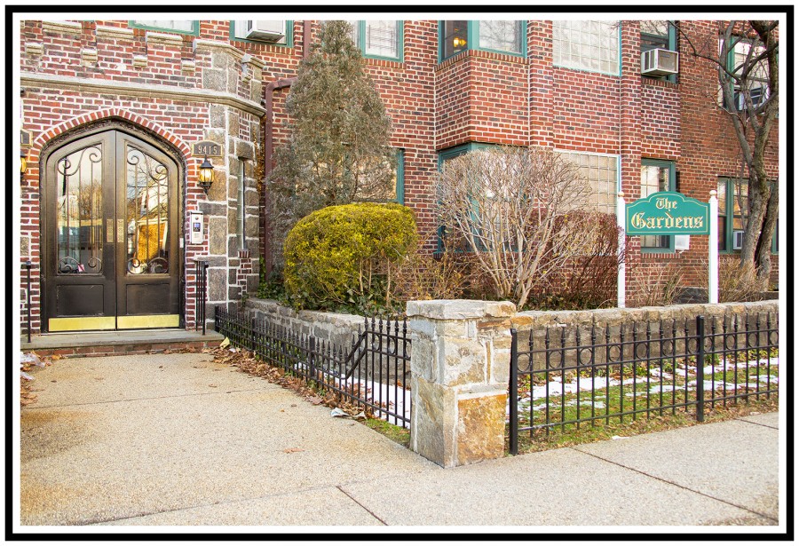 Sponsor Coop for sale in Forest Hills • Sold by Bart