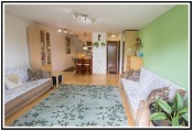 Condo in Kew Gardens