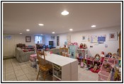 Single Family Home In Middle Village