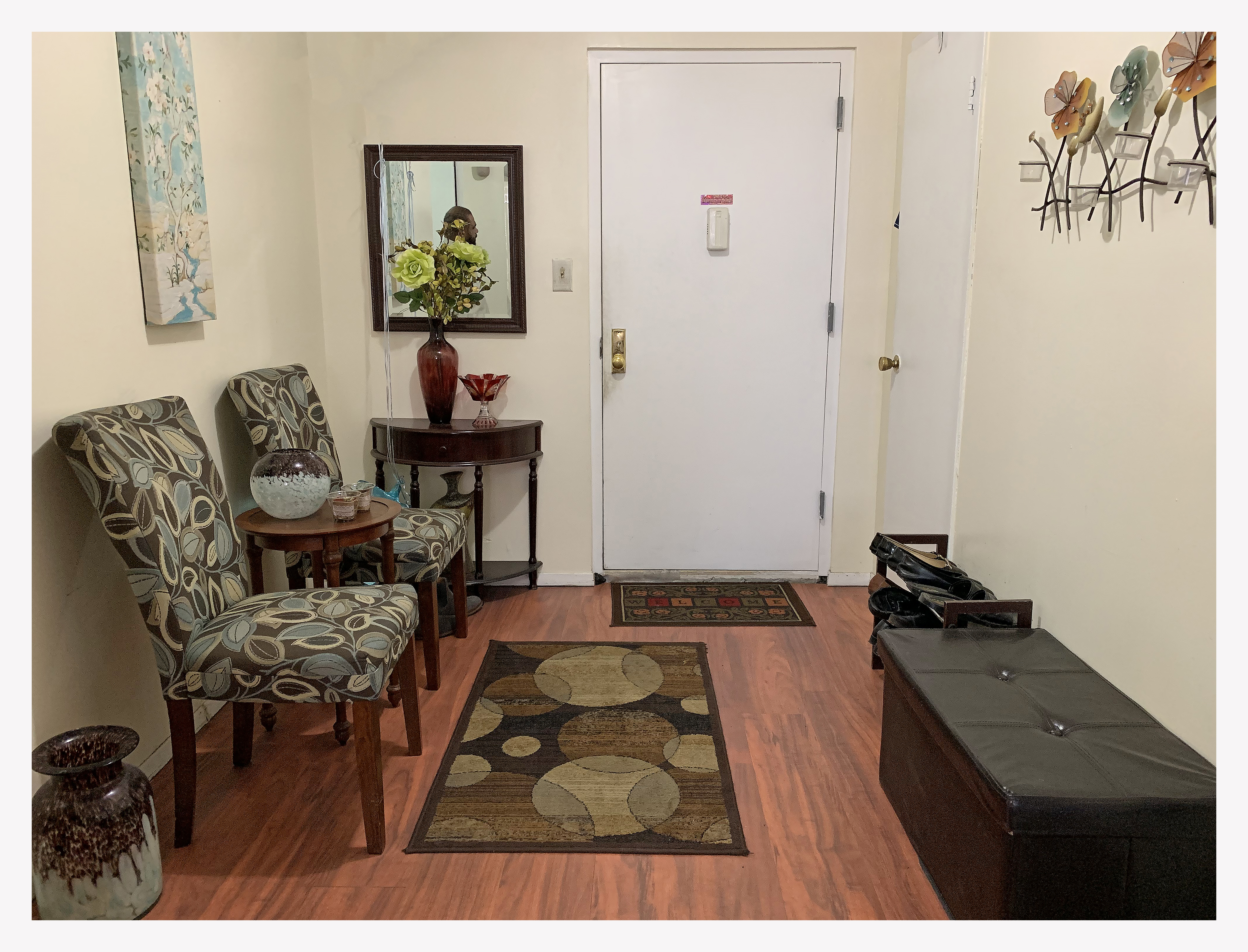 Two Bedroom Coop in Kew Gardens • Sold by Bart