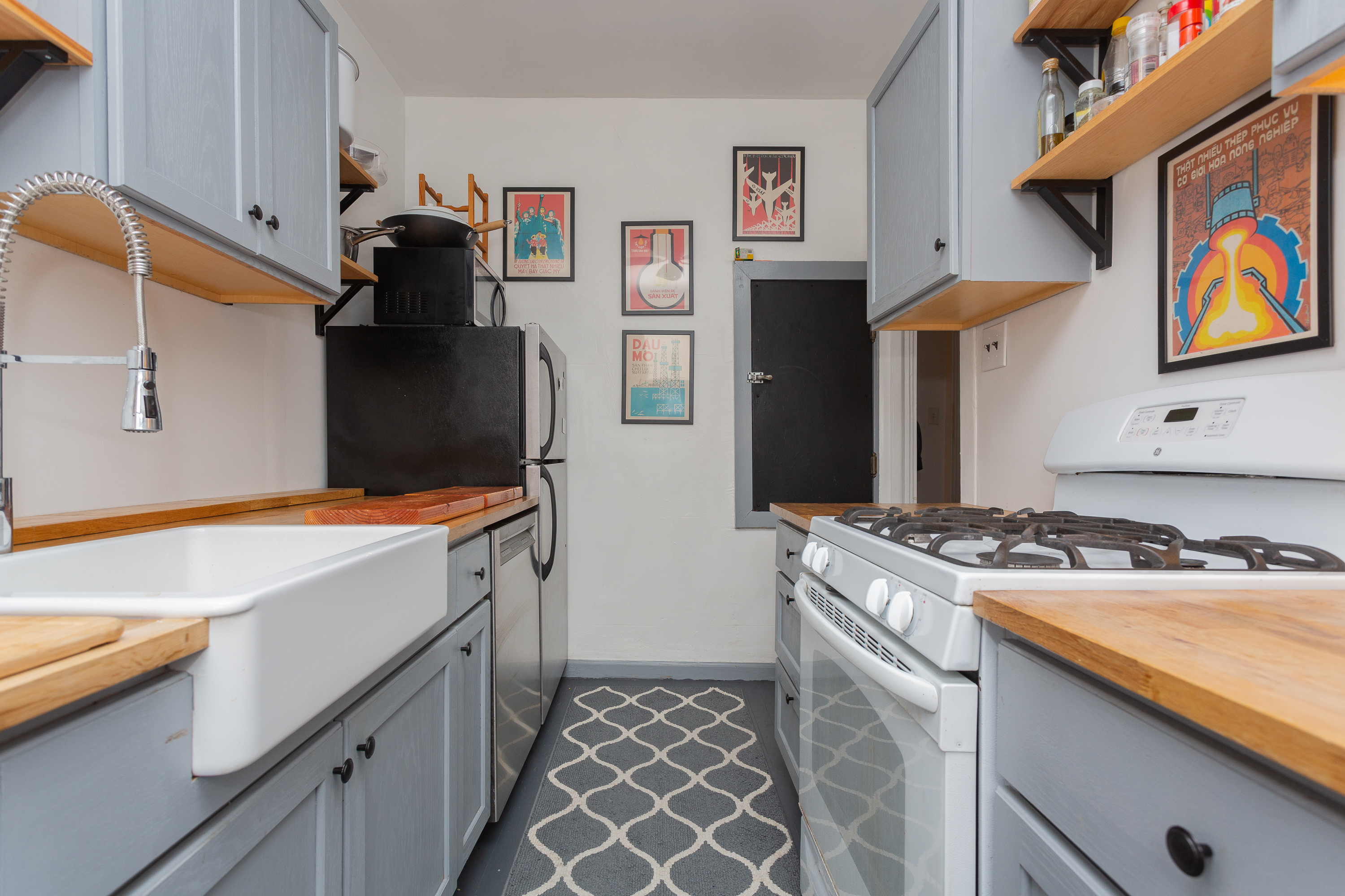 Woodside Two Bedroom Coop • Sold by Bart